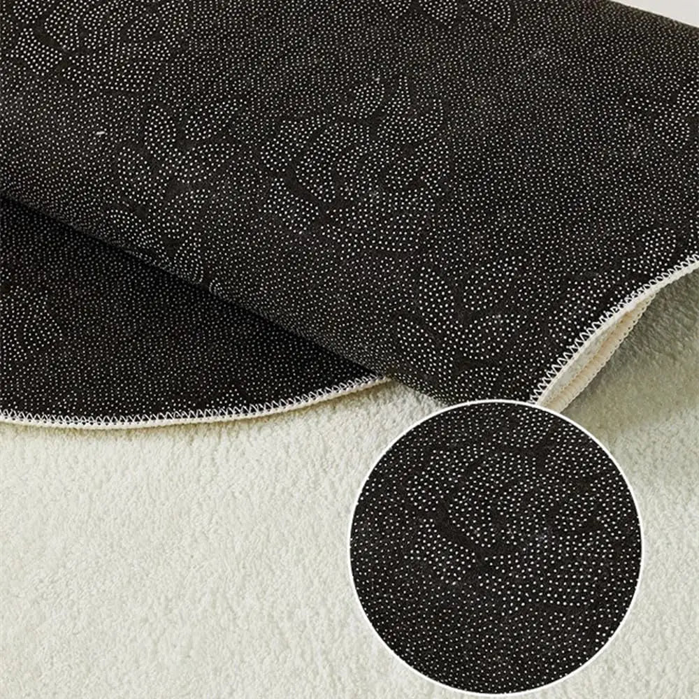 "Soriso" Textured Rug